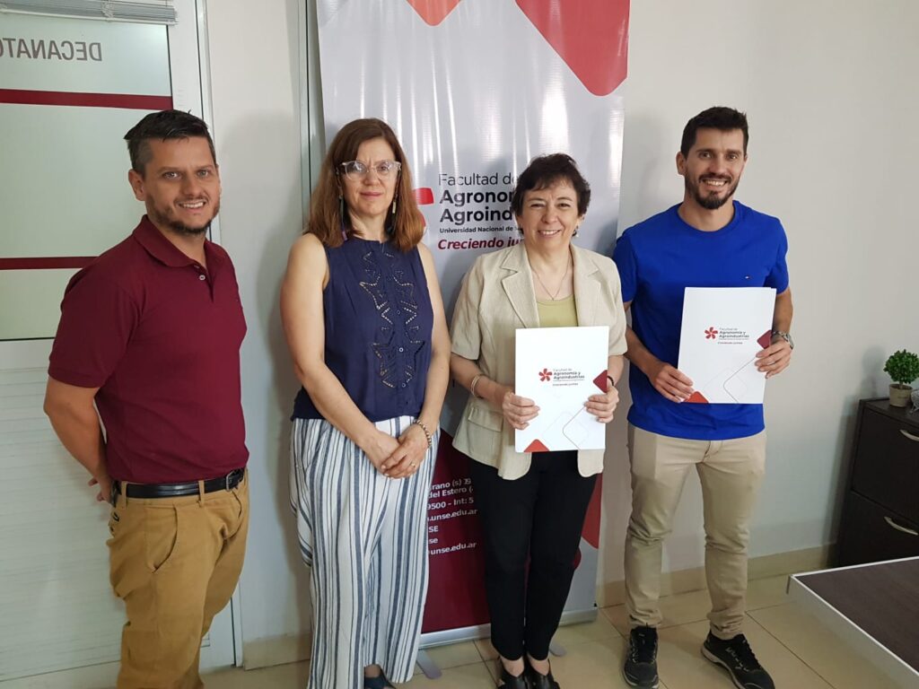 FIRMA DE CONVENIO CON LA EMPRESA CUMI SRL.